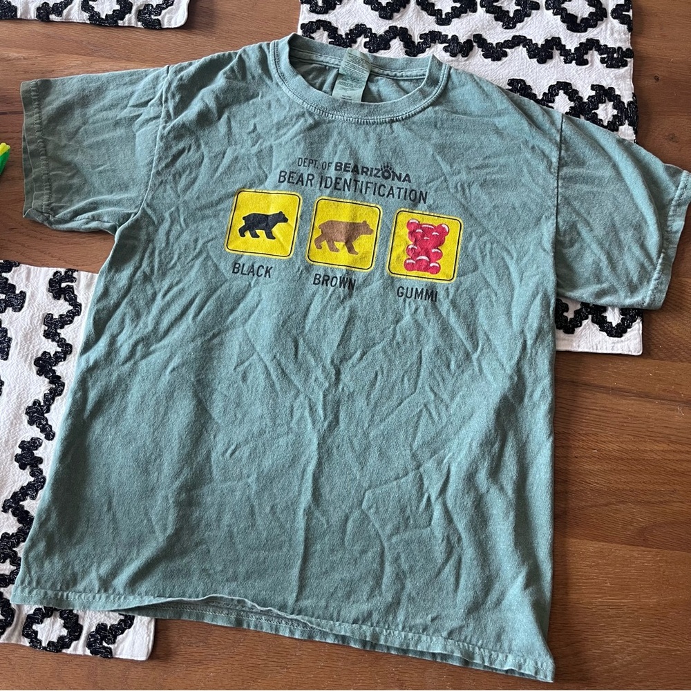 Gildan Kids Bearizona souvenir Bear Identification Tee shirt size youth medium M